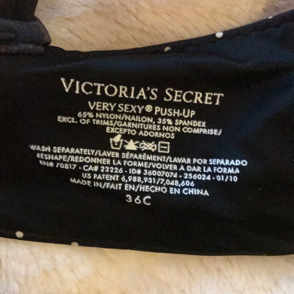 Victoria's Secret Bra - Picture 3 of 3